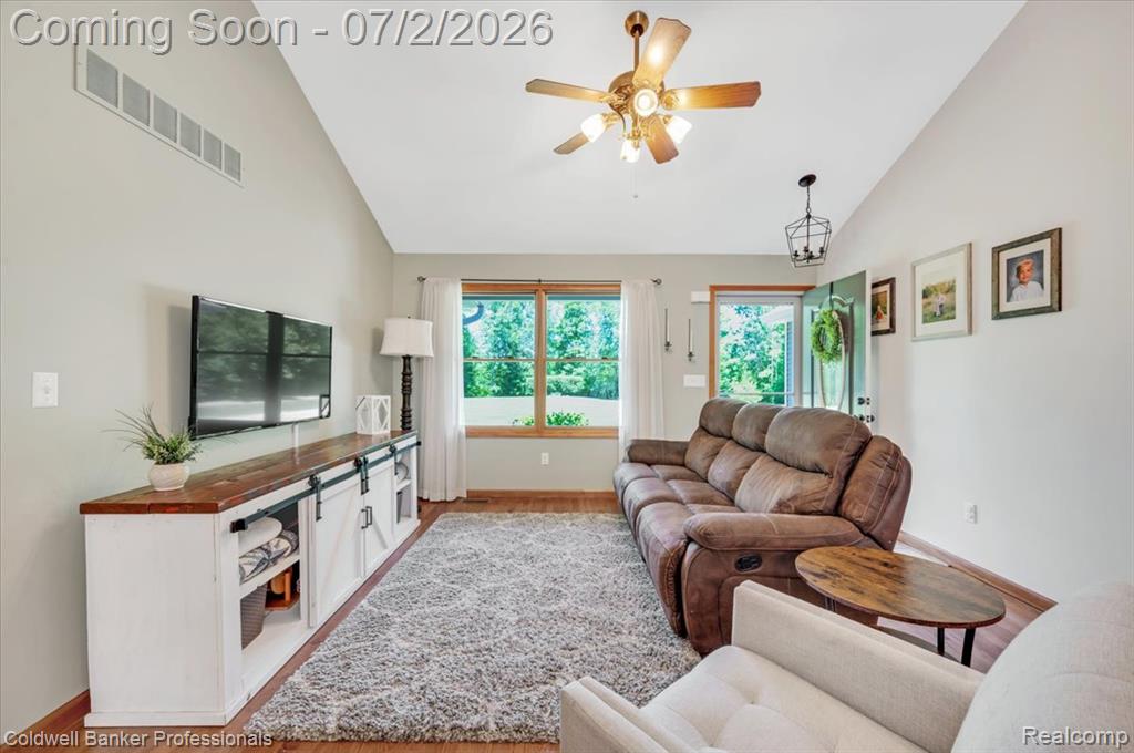 8224 Petz Road, Imlay City, MI 48444 — Photo 10