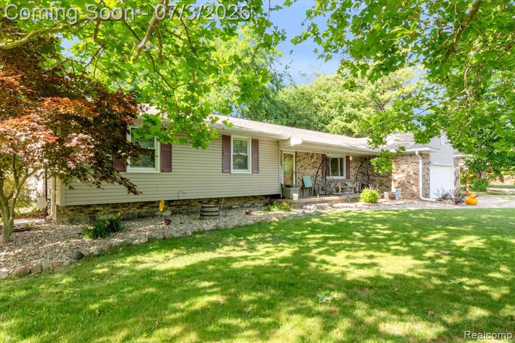 6514 Luanne Drive, Flushing, MI 48433 — Photo 3