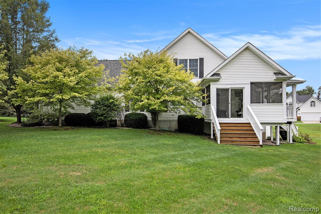 3677 Wedgewood Drive, Lapeer, MI 48446 — Photo 24