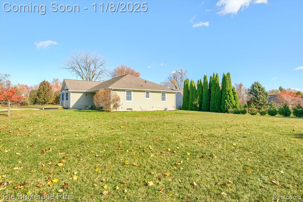 4203 Crystal Cove Court, Linden, MI 48451 — Photo 4