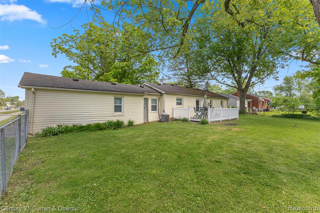 1843 Lathers Street, Garden City, MI — Photo 28