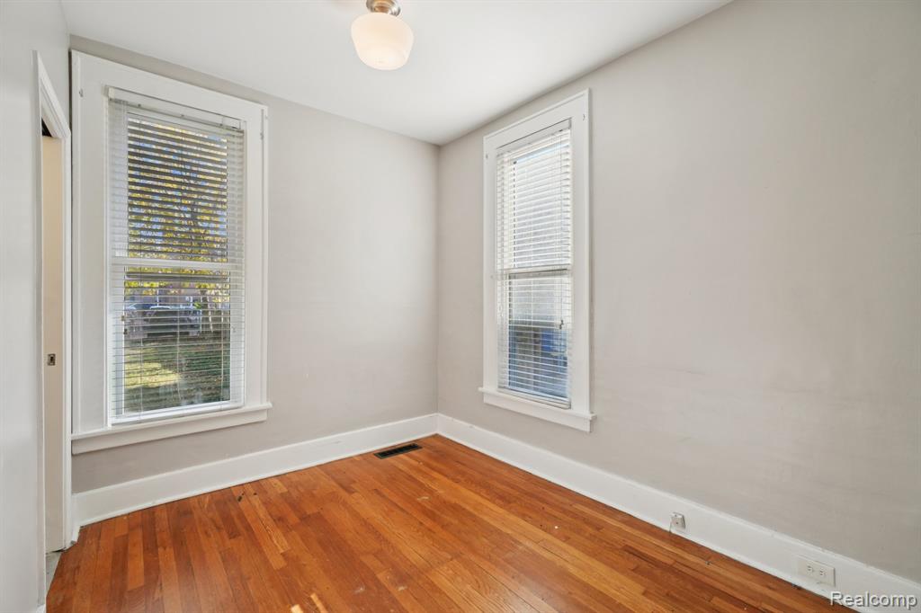 611 S West Street, Royal Oak, MI 48067 — Photo 25