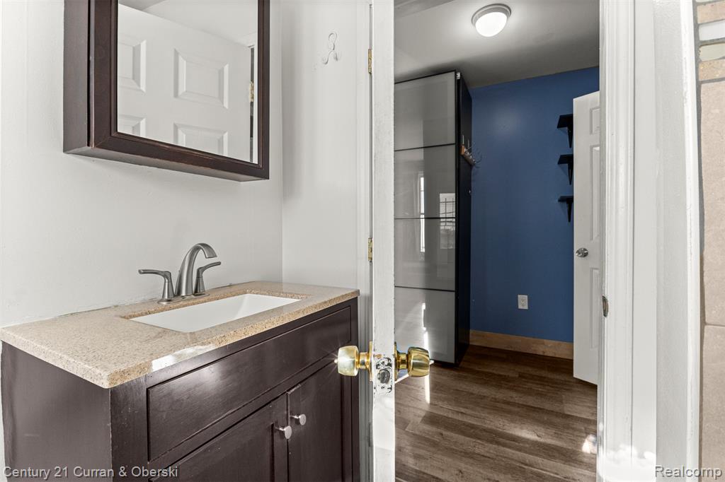 4921 Martin Street, Detroit, MI 48210 — Photo 24