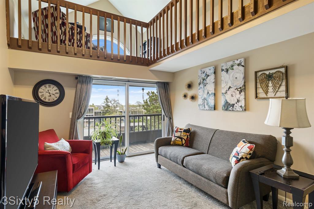 2465 RIVERSIDE Drive, 312, Trenton, MI 48183 — Photo 5