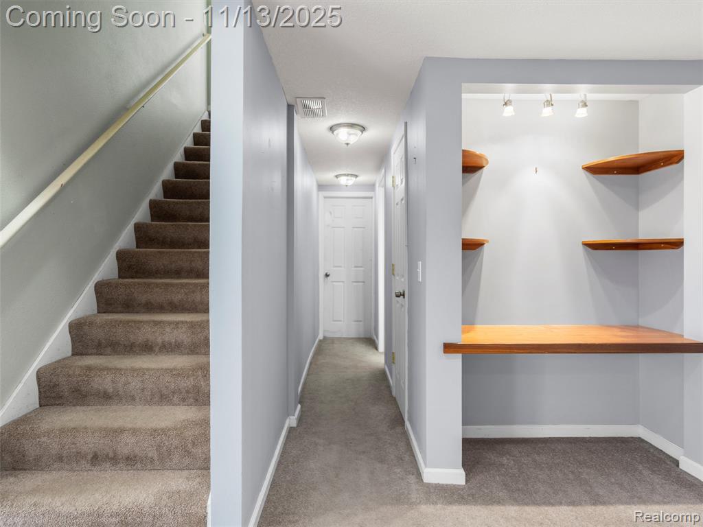 8249 Old Harbor, Grand Blanc, MI 48439 — Photo 40