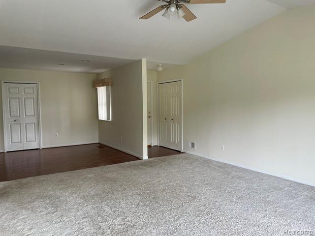 11000 Hayes Street, Grand Blanc, MI 48439 — Photo 15