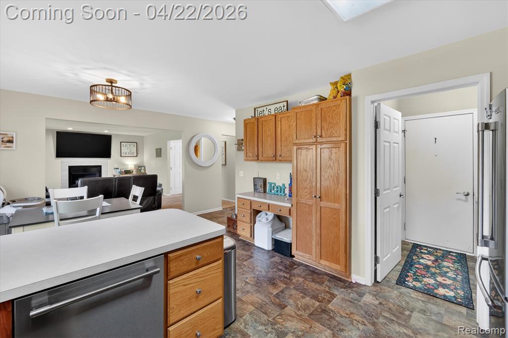 410 Bent Oak Street, Fenton, MI 48430 — Photo 15