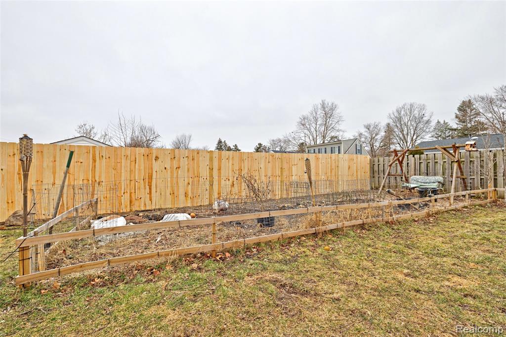 8152 S STATE Road, Goodrich Vlg, MI — Photo 49