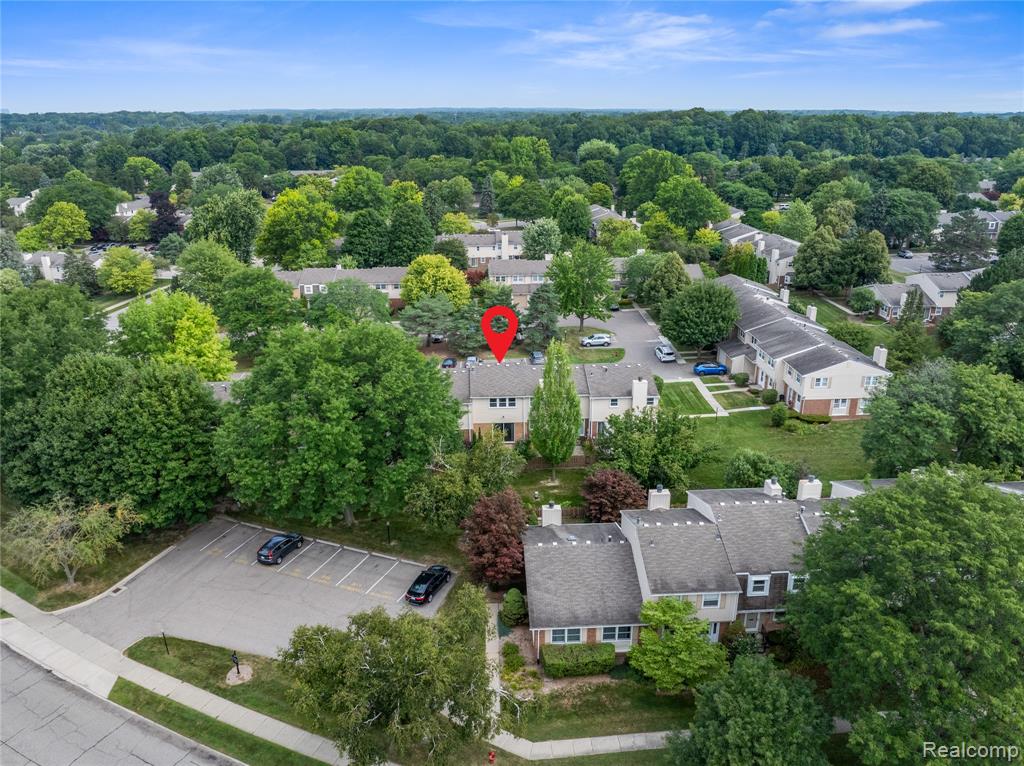 1747 Brentwood Drive, 305, Troy, MI 48098 — Photo 28