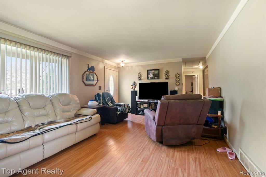 54951 Ridge Road, New Baltimore, MI 48047 — Photo 20