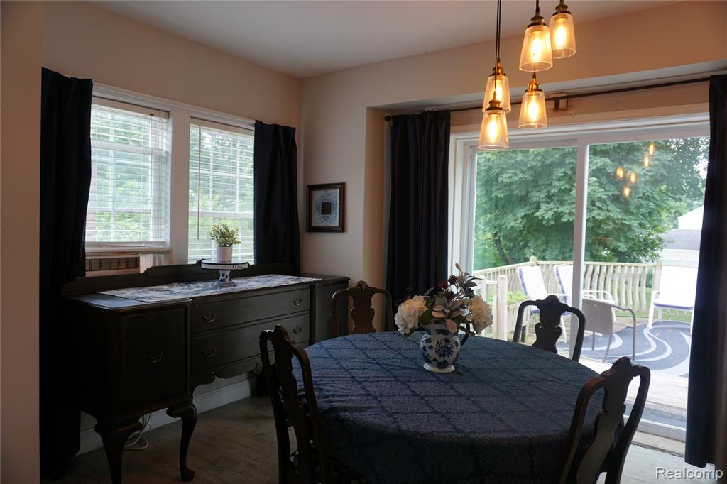 955 N Chevrolet Avenue, Flint, MI 48504 — Photo 11