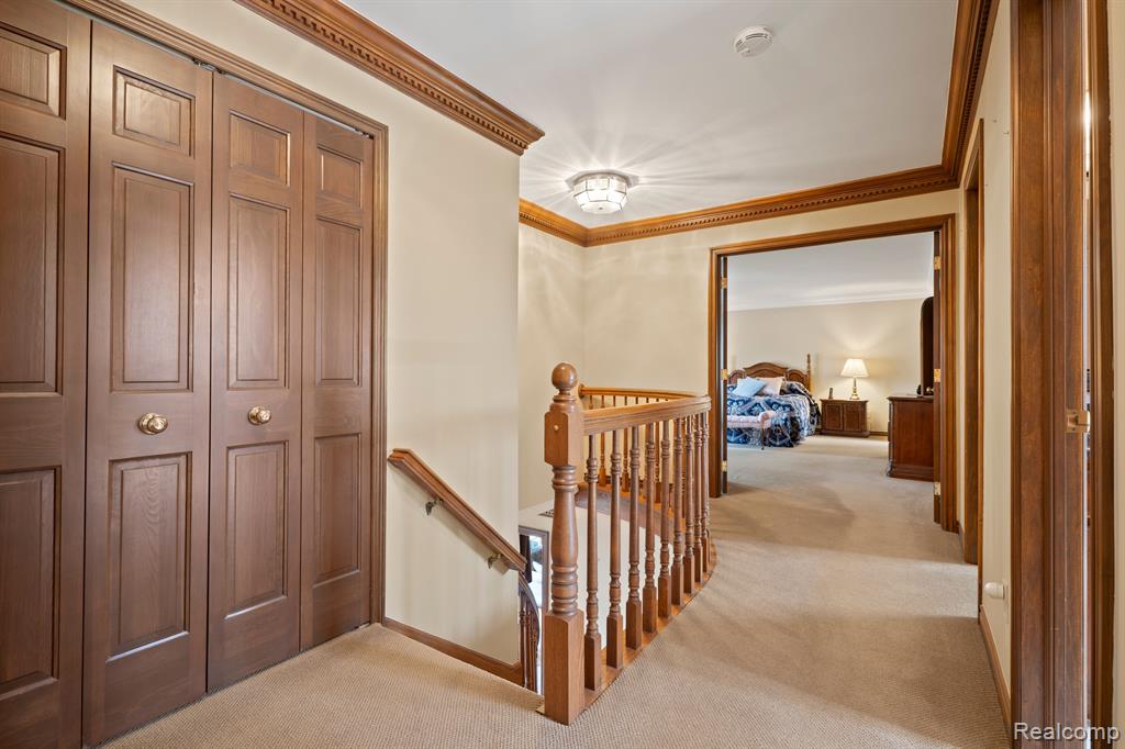 415 W HICKORY GROVE Road, Bloomfield Hills, MI 48302 — Photo 22