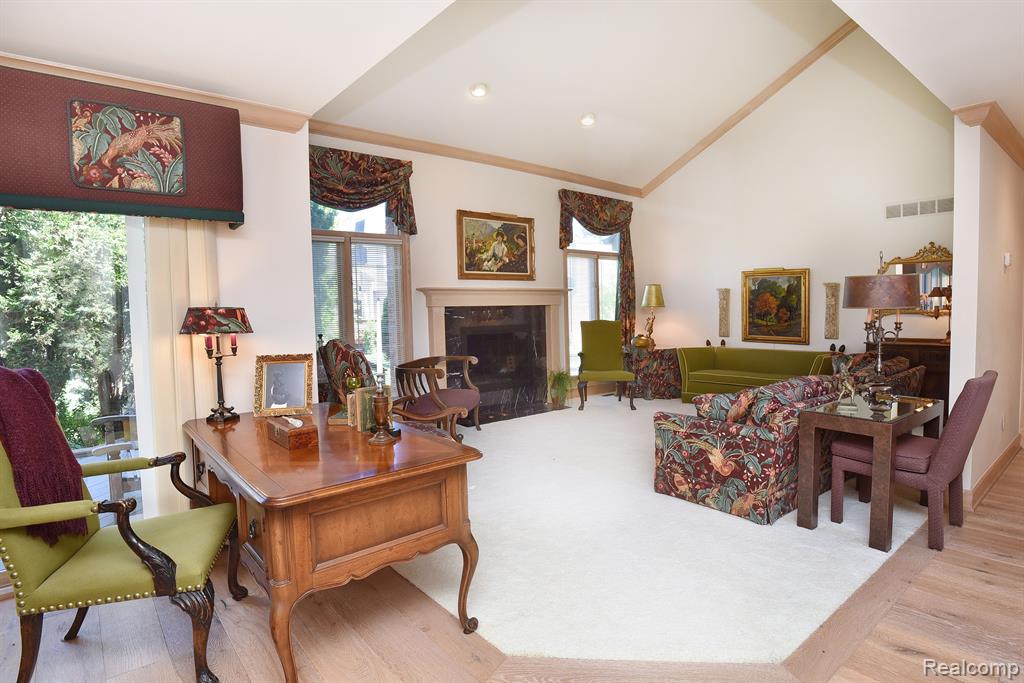 37738 AMBER Drive, Farmington Hills, MI 48331 — Photo 11