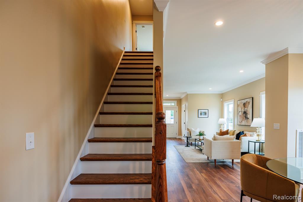 211 W Fifth Avenue, Flint, MI 48502 — Photo 14