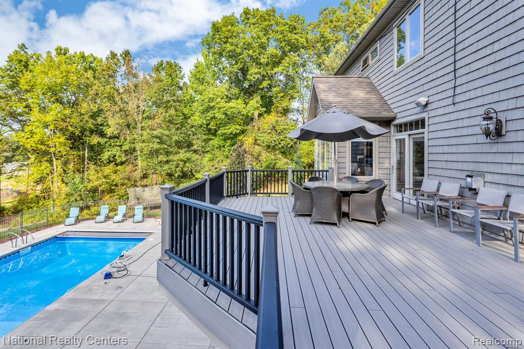 4888 INDIAN CREEK Drive, Jackson, MI 49201 — Photo 48