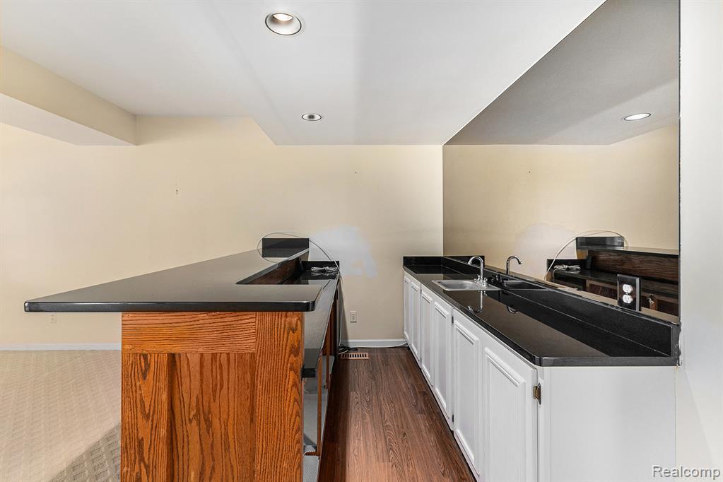 5387 Bristol Parke Drive, Clarkston, MI 48348 — Photo 27