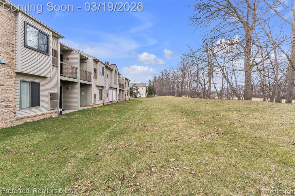 42751 Lilley Pointe Drive, Canton, MI 48187 — Photo 44
