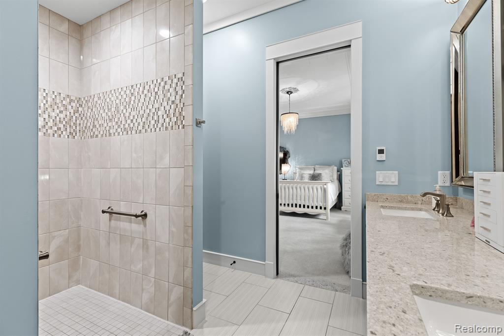 5744 WYNDAM Lane, Brighton, MI 48116 — Photo 23