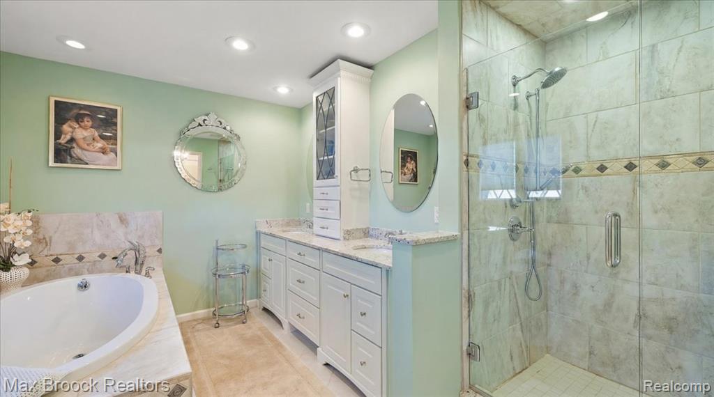 1319 Charrington Road, Bloomfield Hills, MI 48301 — Photo 19
