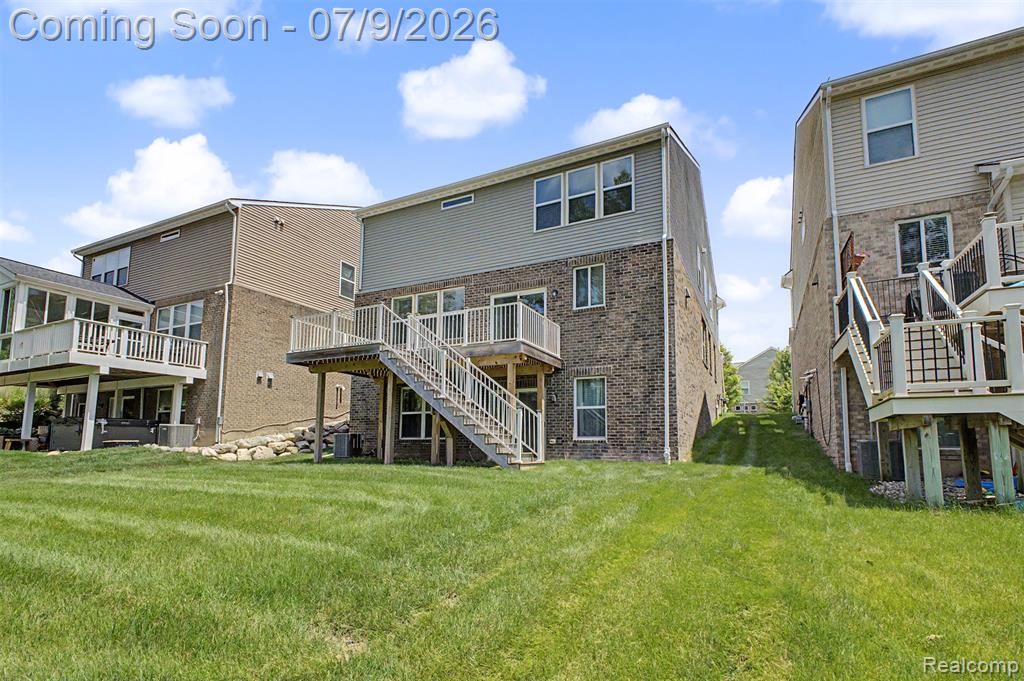 18729 Cumberland Court, Northville, MI 48168 — Photo 48