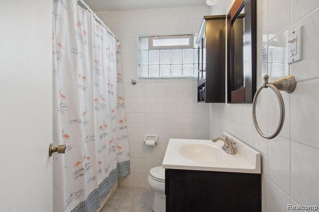 6491 N WAVERLY Street, Dearborn Heights, MI 48127 — Photo 8