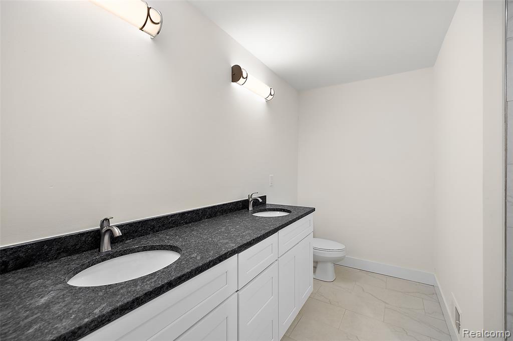 29700 Red Fox Lane, Chesterfield, MI 48047 — Photo 45