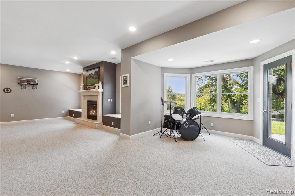 4348 Oak Tree Trail, Fenton, MI 48430 — Photo 44