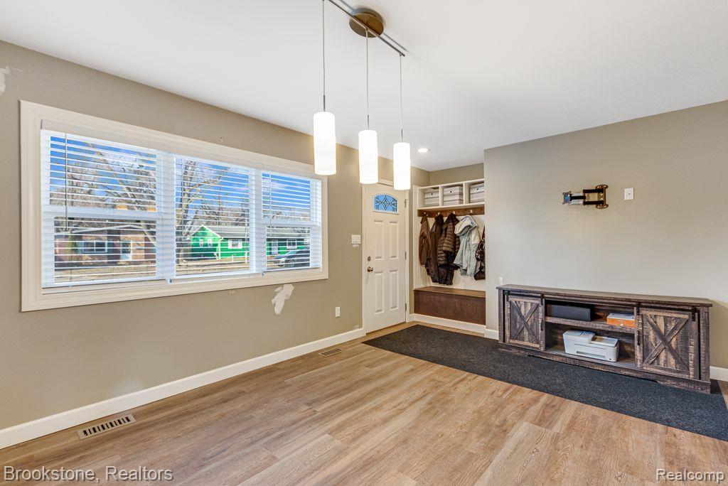 406 5TH Street, Fenton, MI 48430 — Photo 4