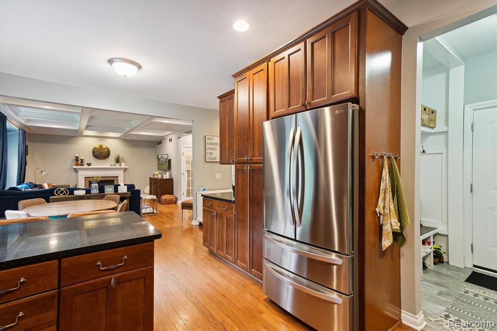 4198 OAK Street, Grand Blanc, MI 48439 — Photo 14