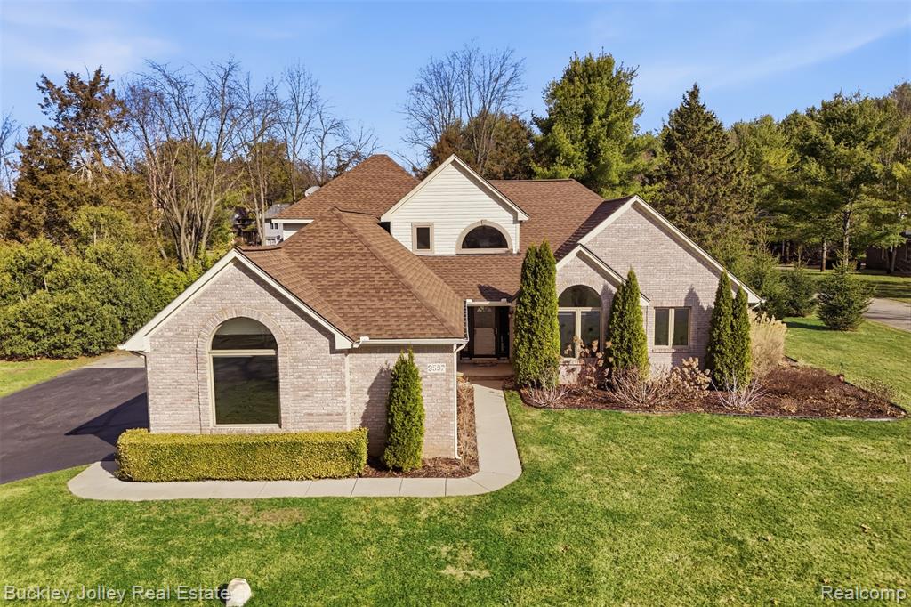 3597 Habitat Trail, Pinckney, MI 48169 — front exterior