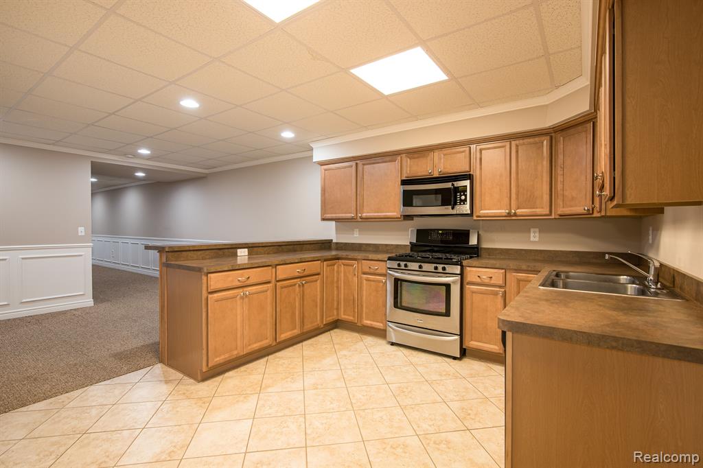 61491 CROWN POINT Drive, Washington, MI — Photo 28