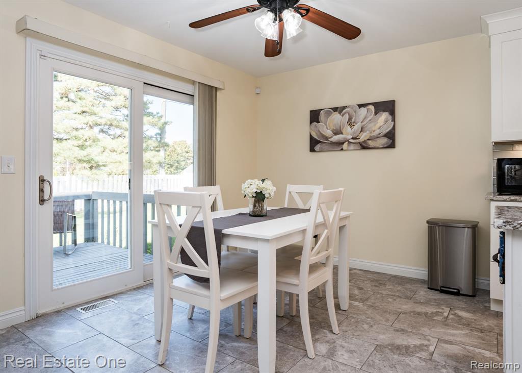 4995 Stoddard Drive, Troy, MI 48085 — Photo 14