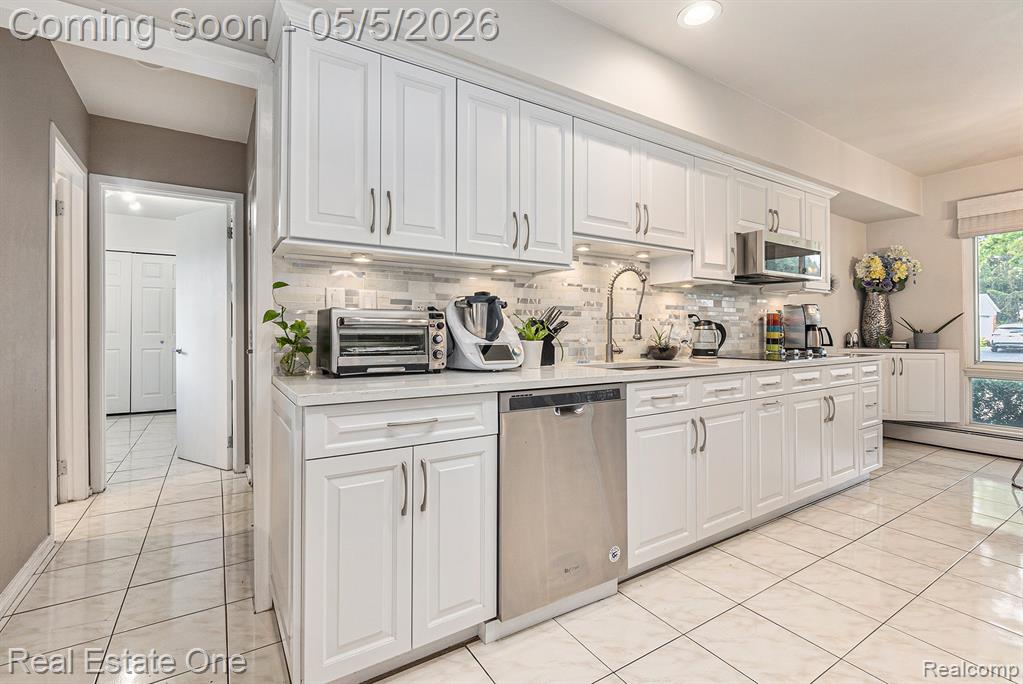 5567 Edinborough, West Bloomfield, MI — Photo 7