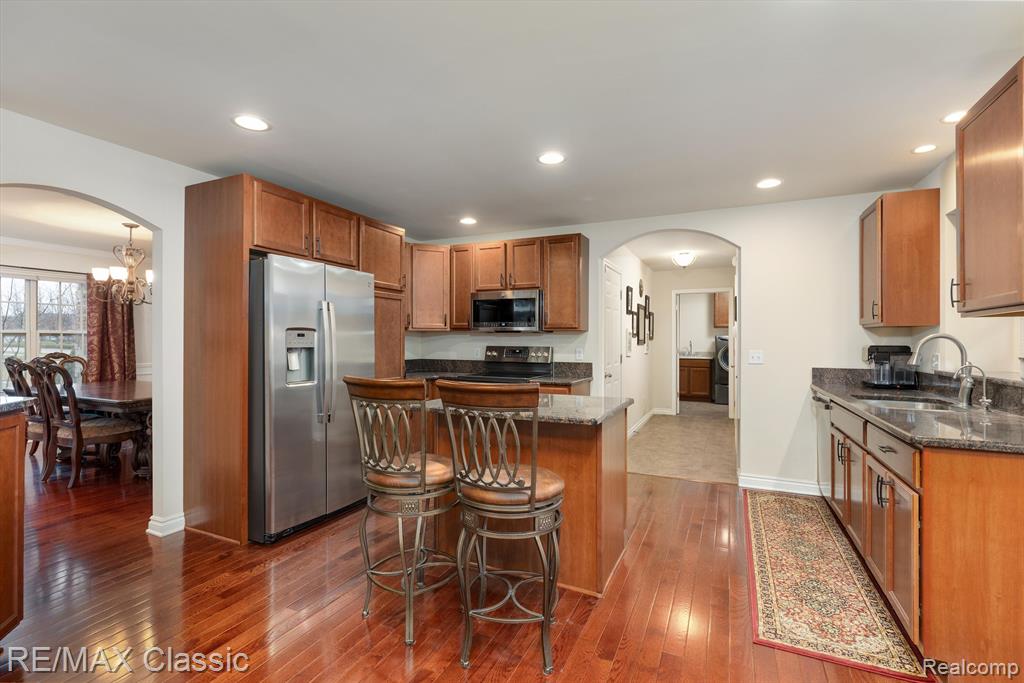 25345 MEADOW, South Lyon, MI 48178 — Photo 17