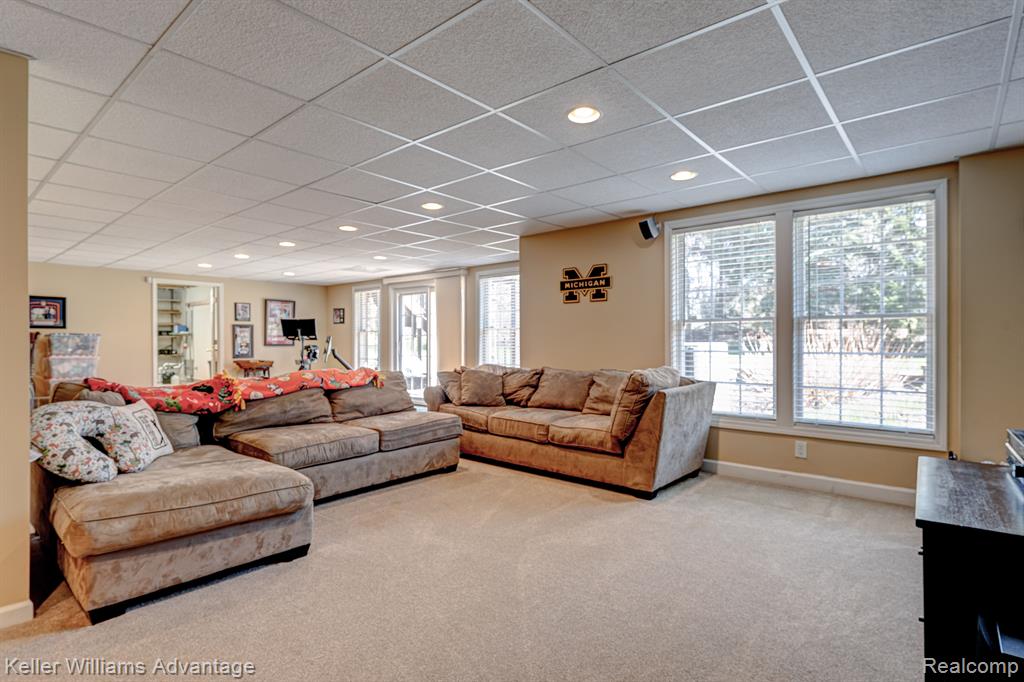 44499 White Pine Circle E, Northville, MI 48168 — Photo 40