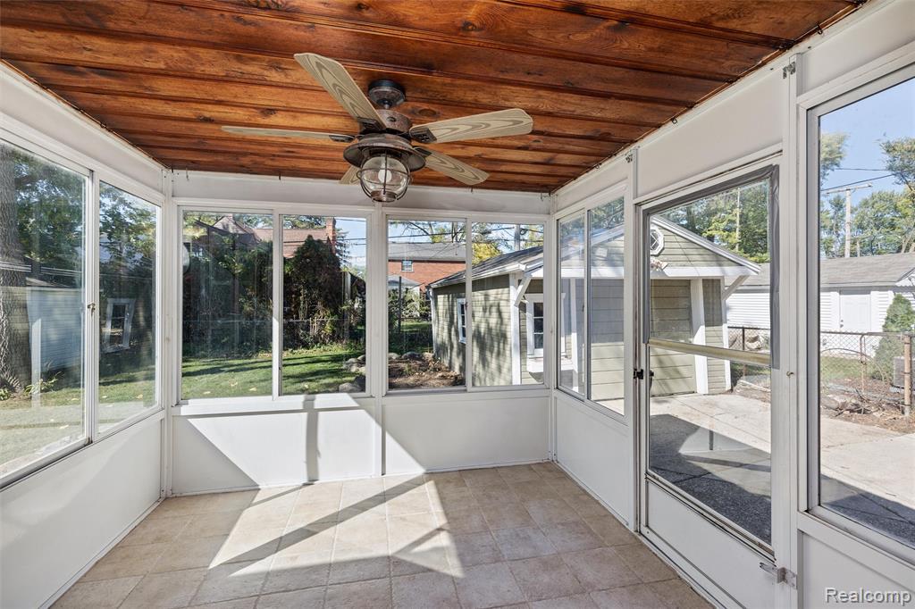 4214 S Verona Circle, Royal Oak, MI 48073 — Photo 14