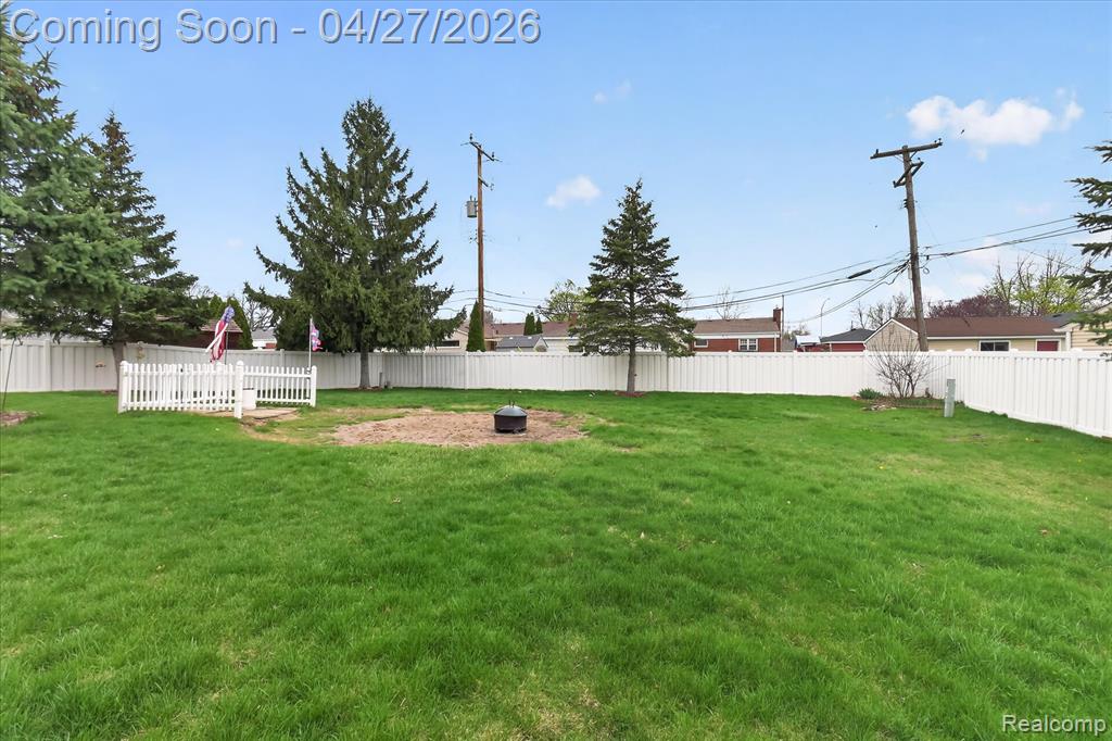 3965 Aspen Court, Trenton, MI 48183 — Photo 45