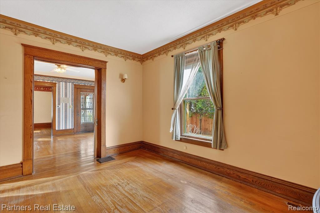415 W Sibley Street, Howell, MI 48843 — Photo 18