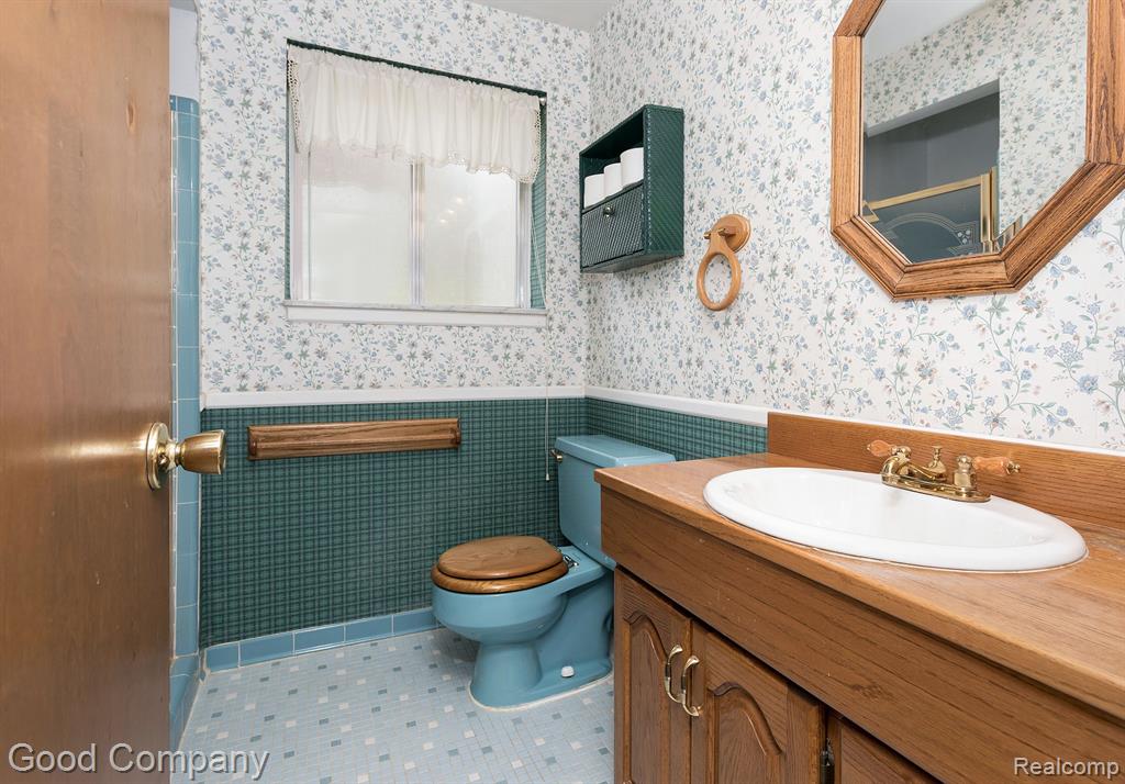 53258 BANCROFT Drive, Shelby Twp, MI 48316 — Photo 20