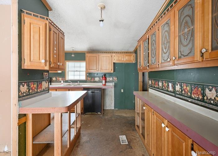 16503 Doyle Road, Hemlock, MI 48626 — Photo 8