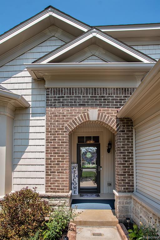 27900 Paradise Lane S, 1, Flat Rock, MI 48134 — Photo 4