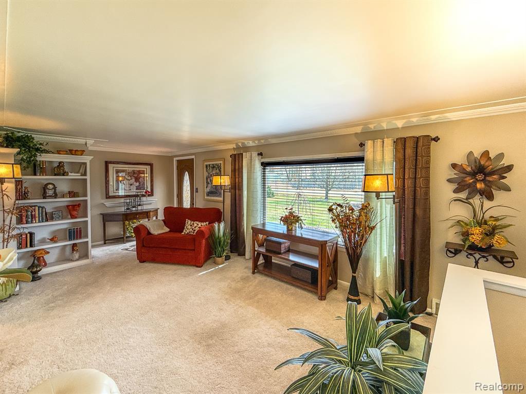 9032 W BRISTOL Road, Swartz Creek, MI 48473 — Photo 17