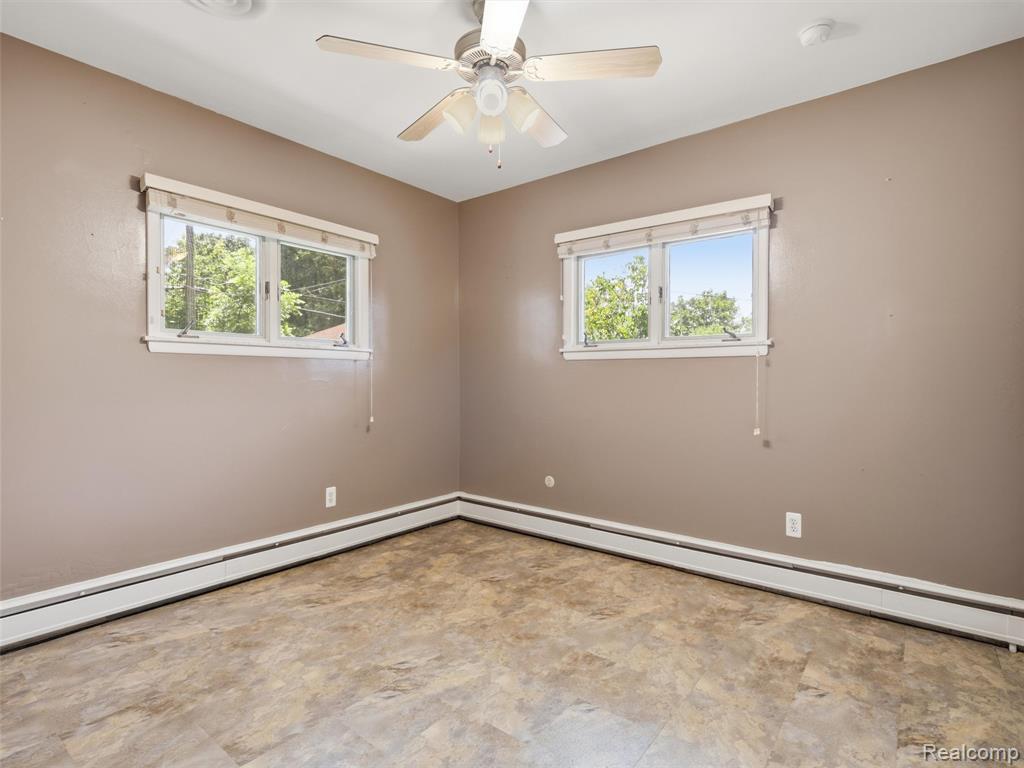 240 E Huron River Drive, Belleville, MI 48111 — Photo 13