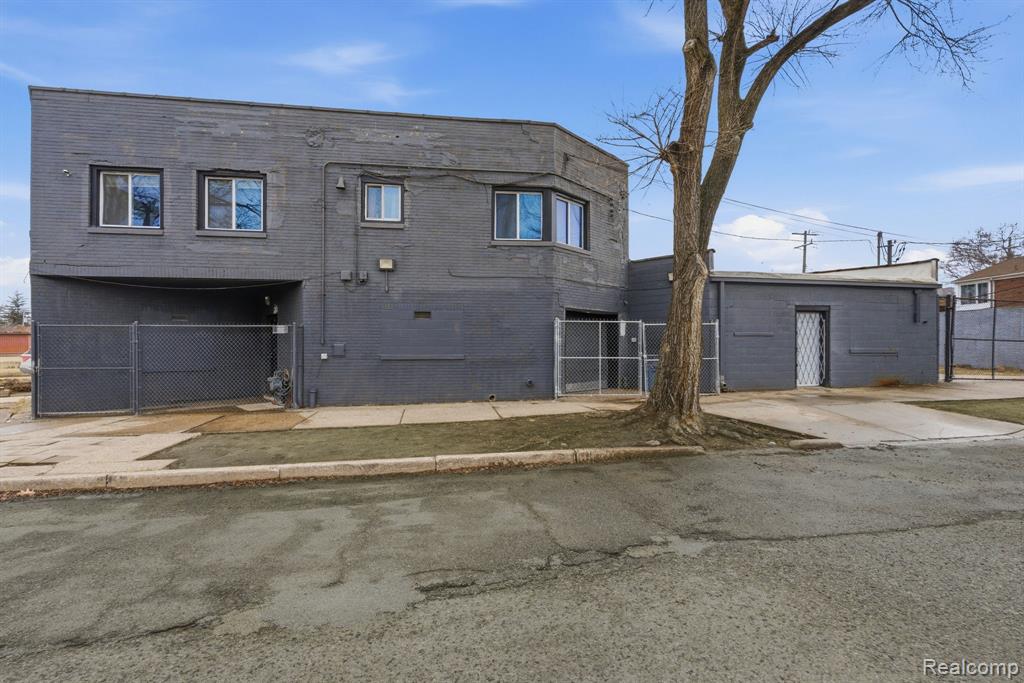 16666 James Couzens, Detroit, MI 48221 — Photo 21