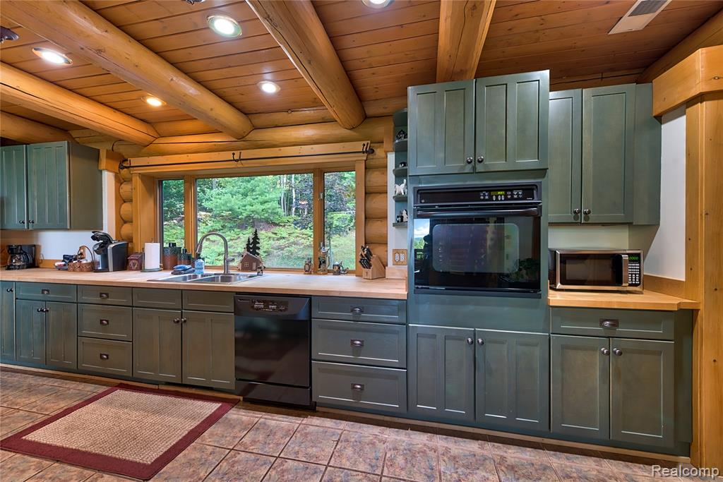 1189 Ridgeline Drive, Boyne City, MI 49712 — Photo 45