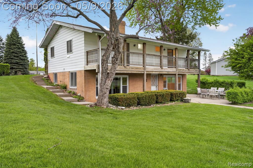1365 Blue Water Drive, Fenton, MI 48430 — Photo 8