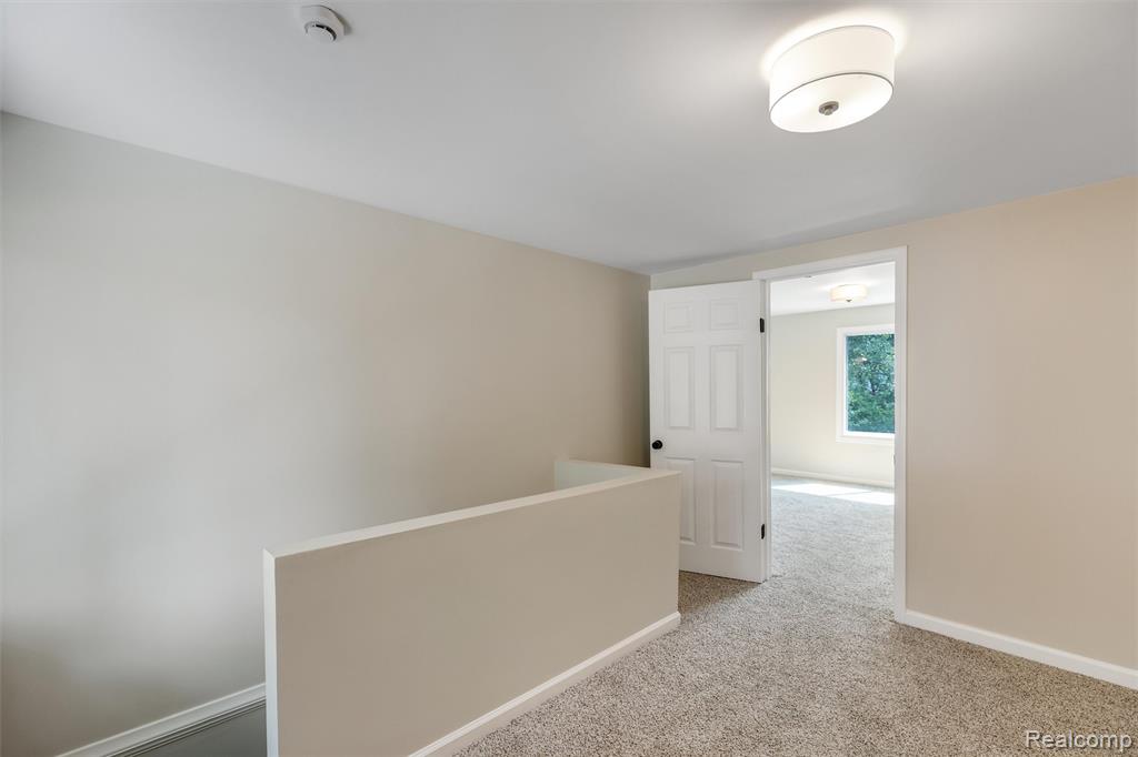 5850 Deering Street, Garden City, MI — Photo 16