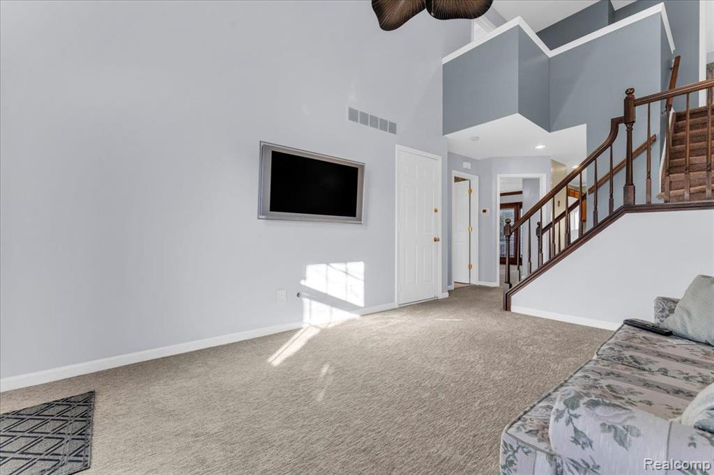 54 MAPLEGROVE Drive, 2, Clawson, MI — Photo 6