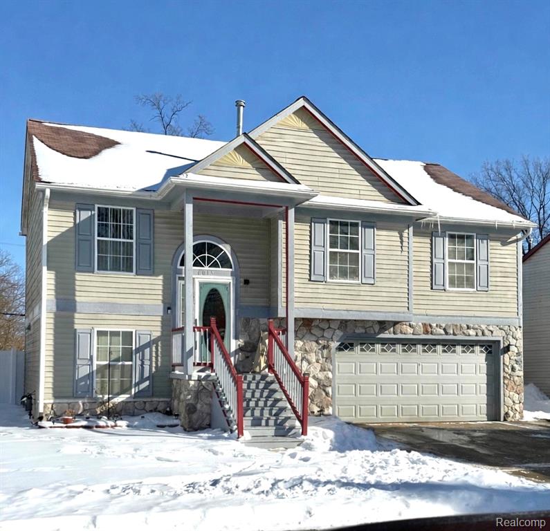 6015 Edmund Street, Romulus, MI, 48174