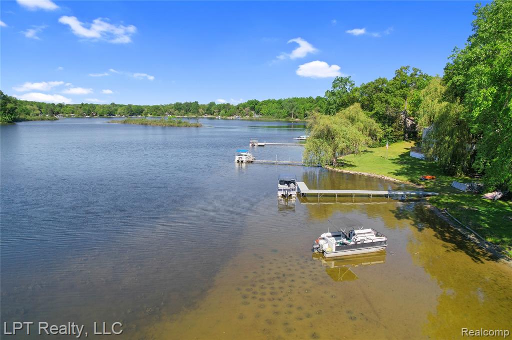 5236 Schlenker Road, Hamburg, MI — Photo 20